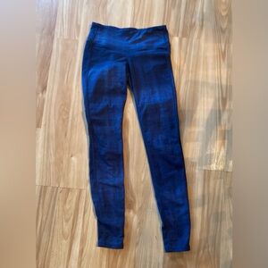 Athleta Chaturanga Ombré Blue Leggings-XXS, sculpting, flattering fit, wicking